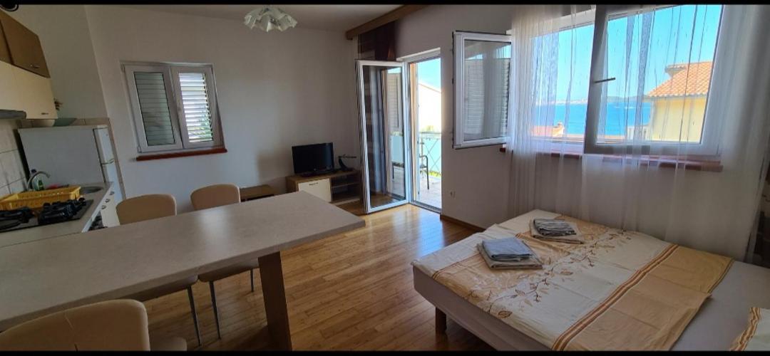Apartmani Gizela Donji Seget Quarto foto